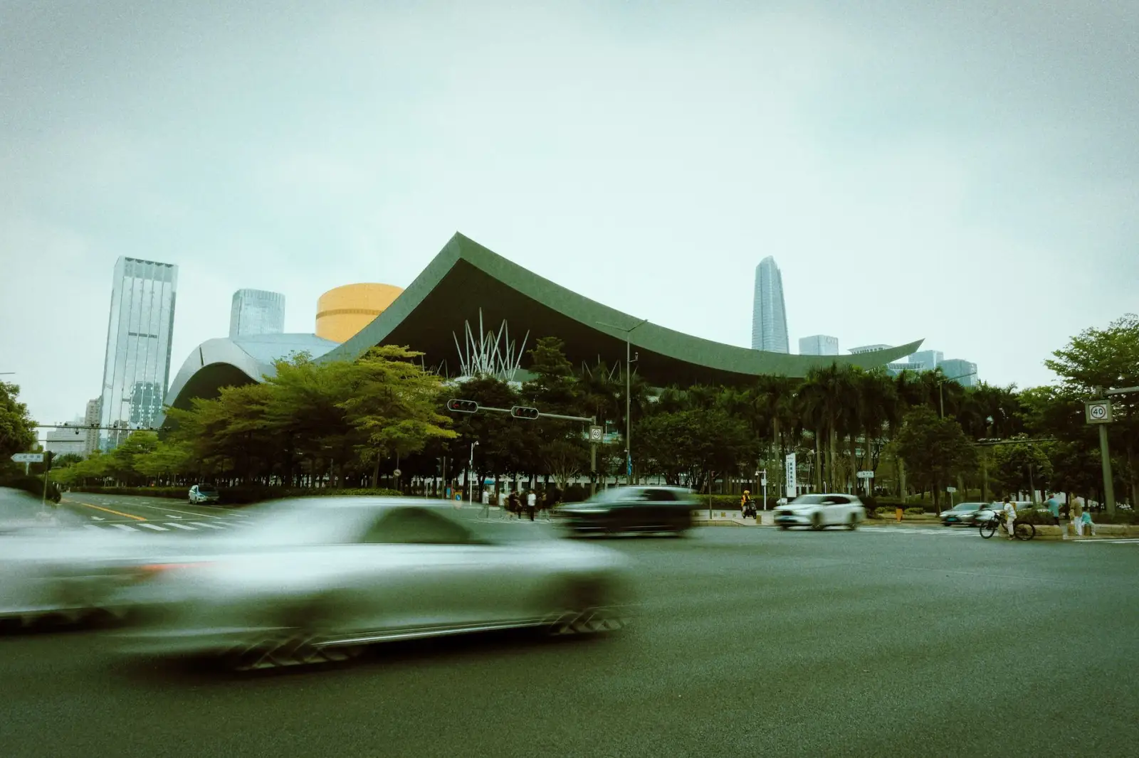 音迪娱电源模块产品线解析：从参数到应用场景的匹配指南