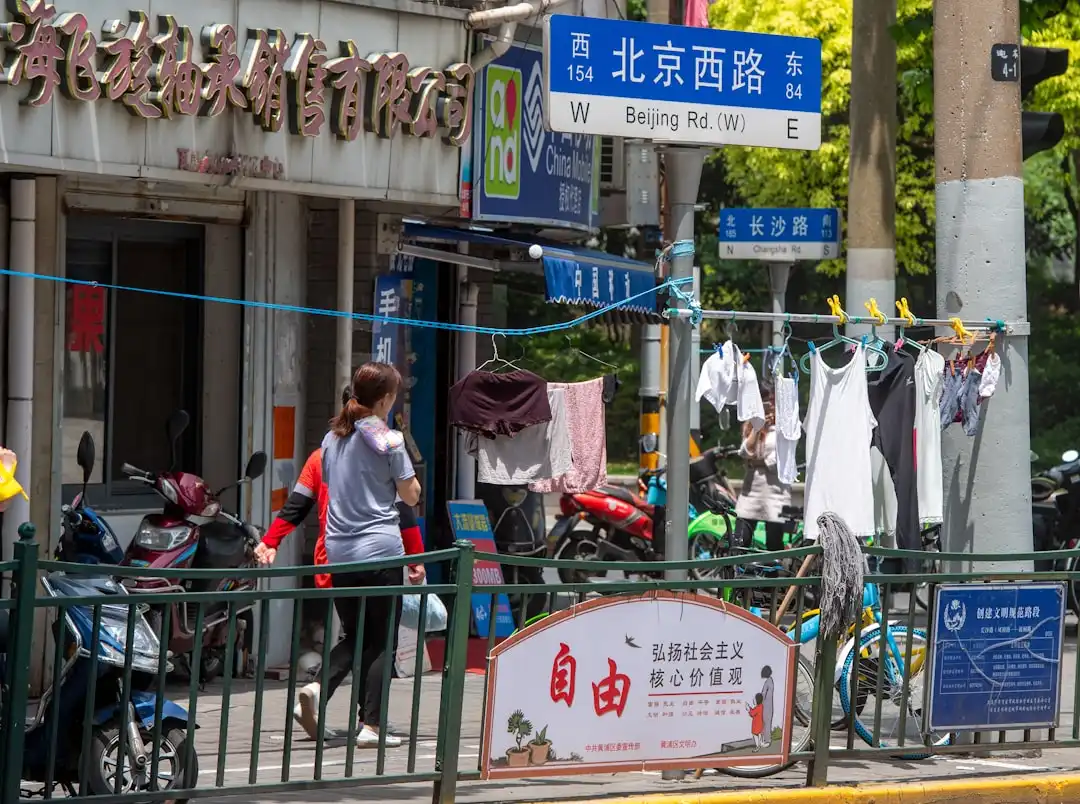 工业开关电源在自动化控制柜中的选型与可靠性分析