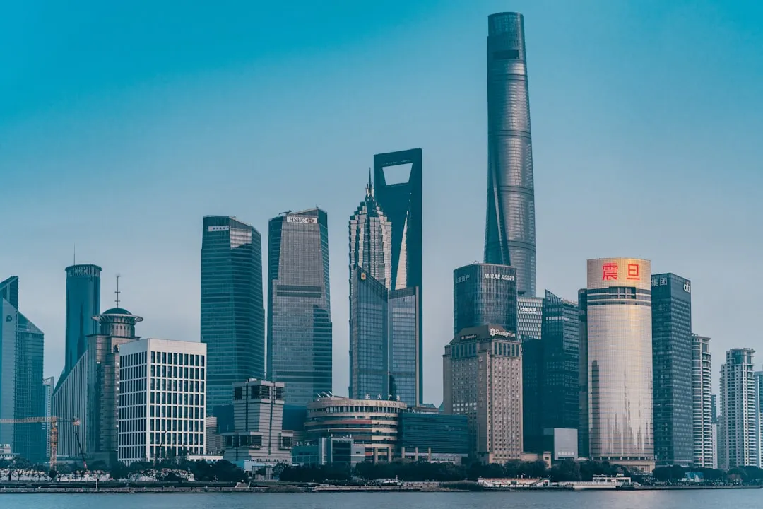 2024年工业电源模块技术升级趋势与应用分析